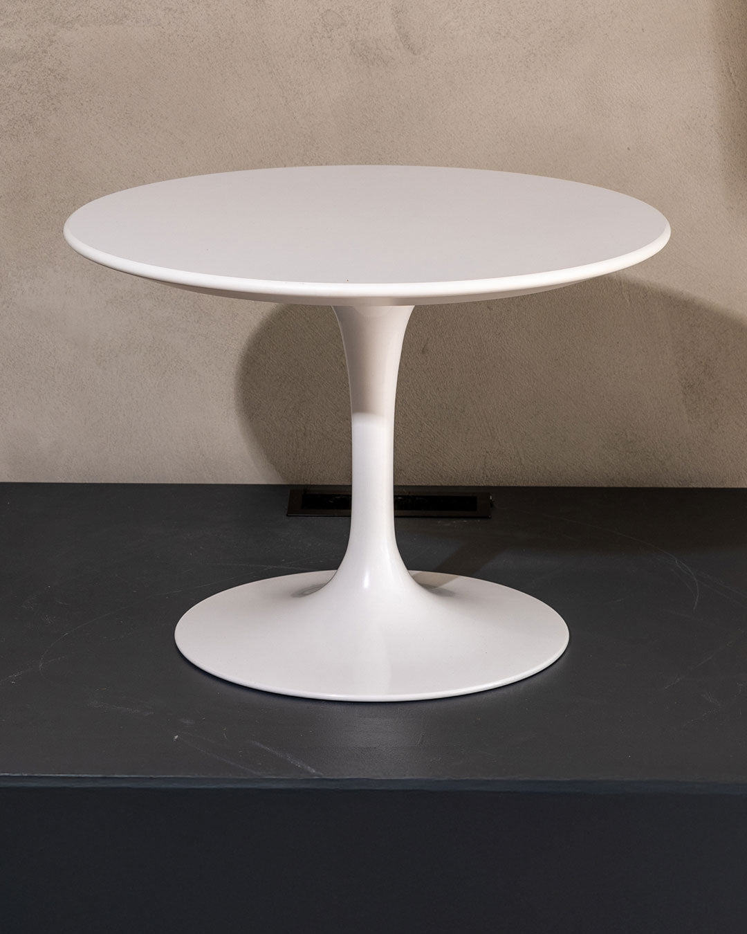 Saarinen-Knoll Tulip Coffee Table