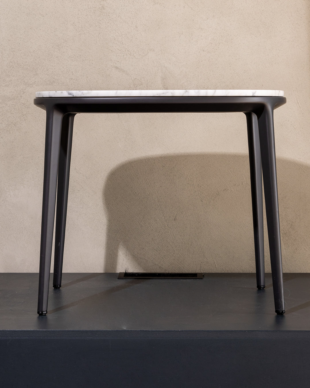 Caratos-Maxalto low table model