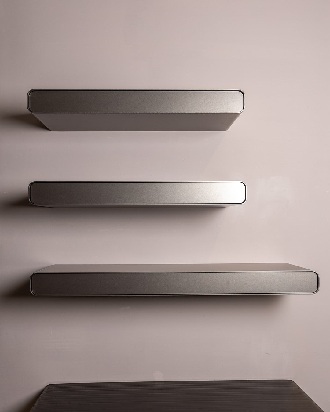 Foglio-Flou Model Shelves