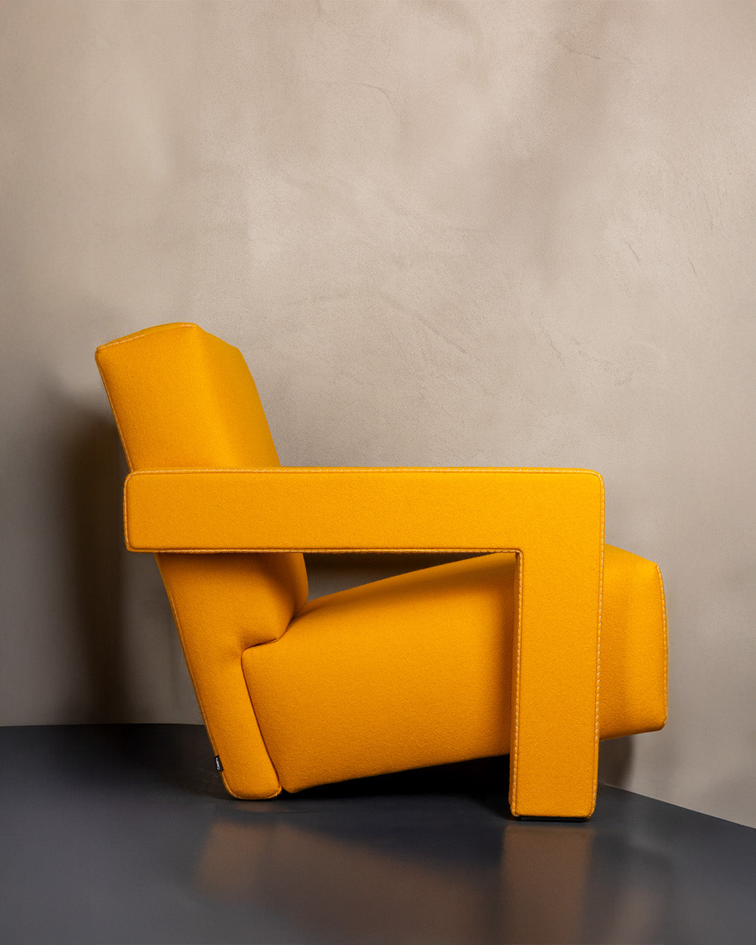 Utrecht-Cassina armchair