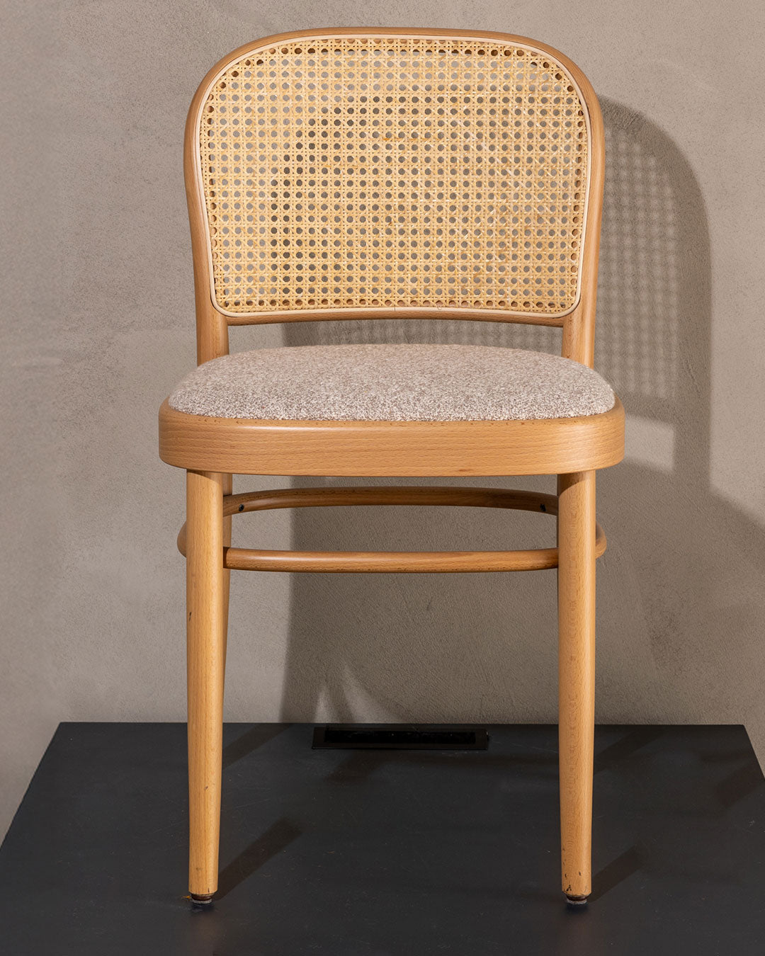 Chair with wooden frame and padded fabric seat, model 811 - Wiener