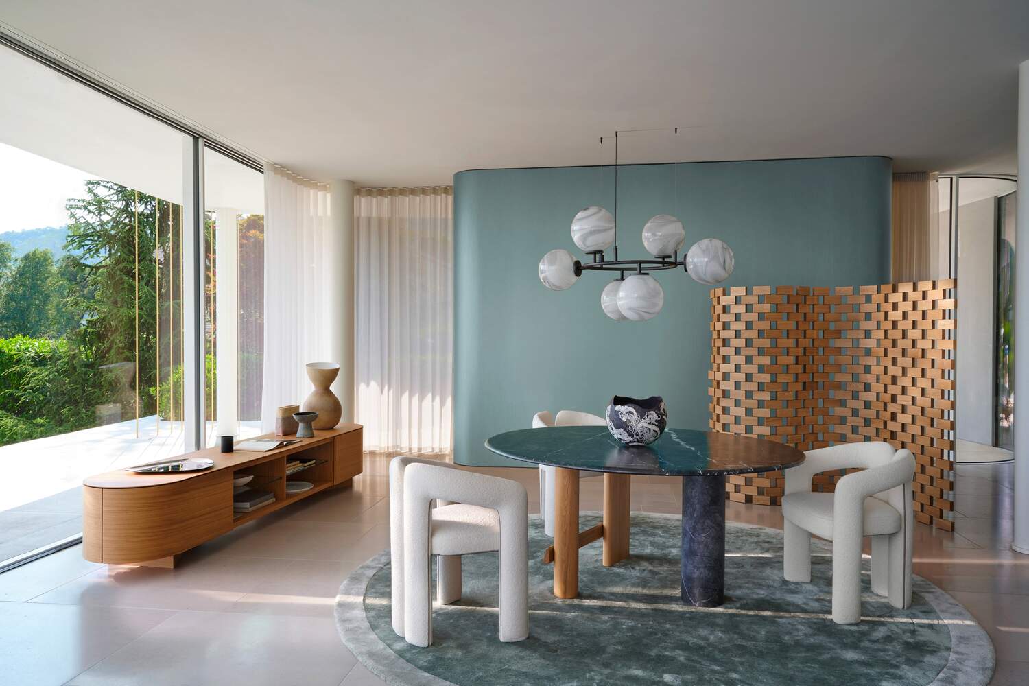 Sedia Dudet Look Bianco-Cassina