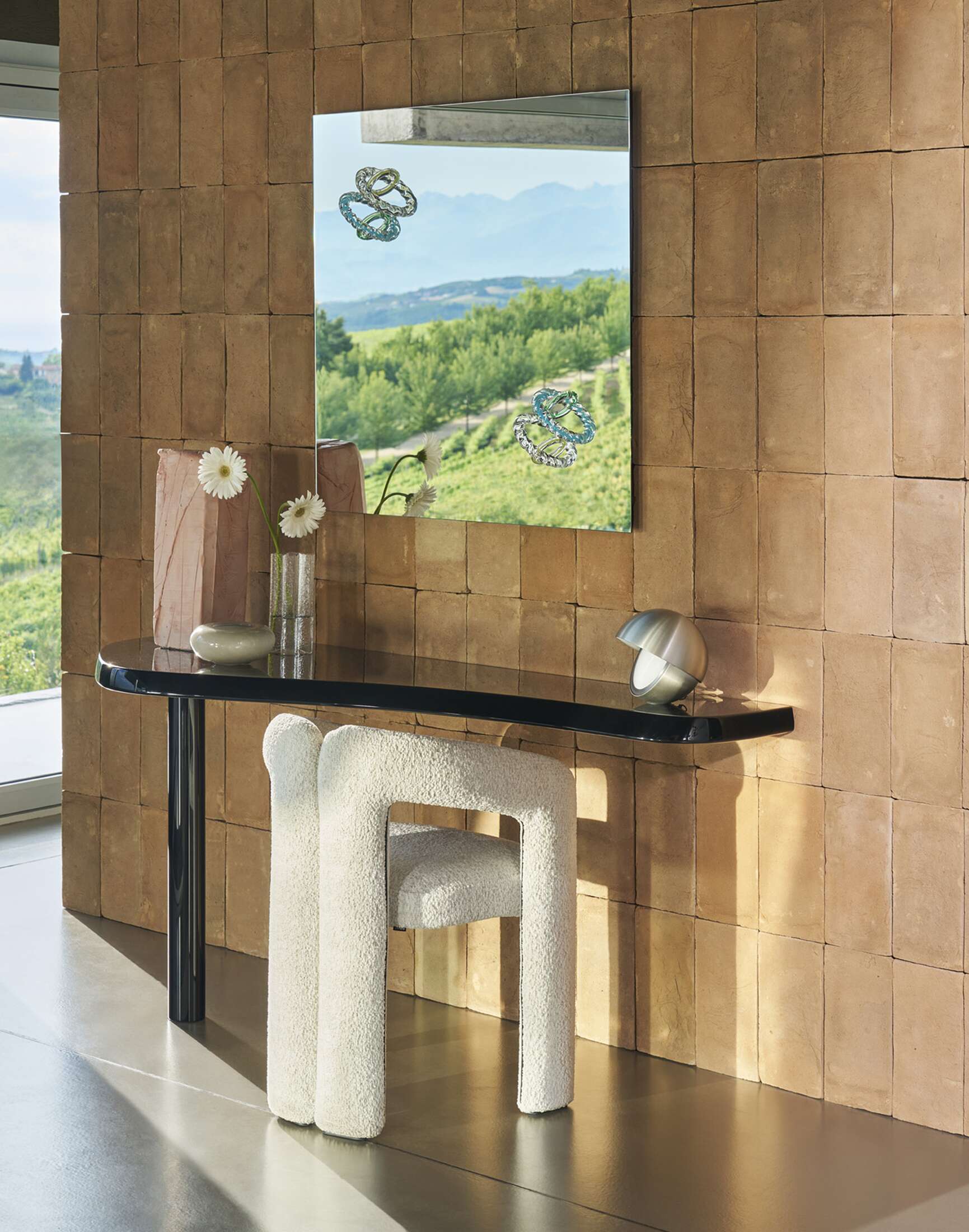 Doron-Cassina console table mod. 590 with left leg