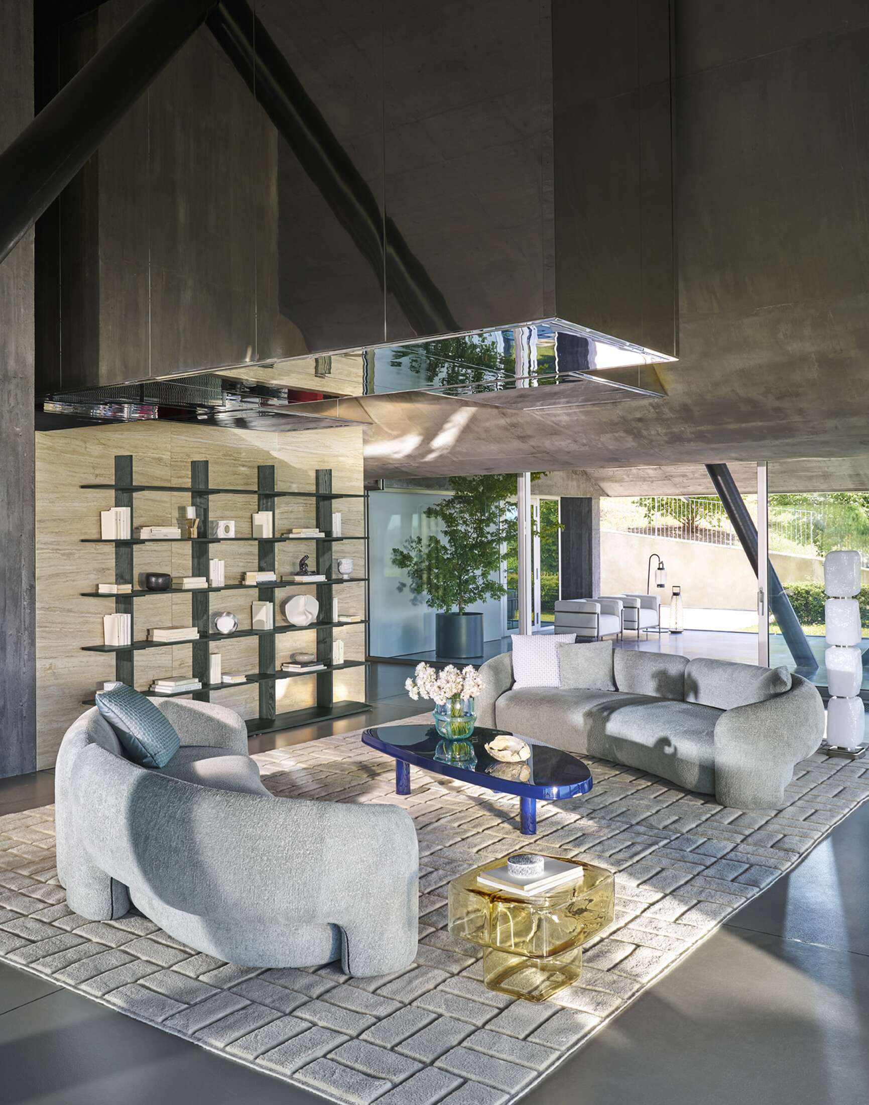 Dudet Bold Sofa - Cassina