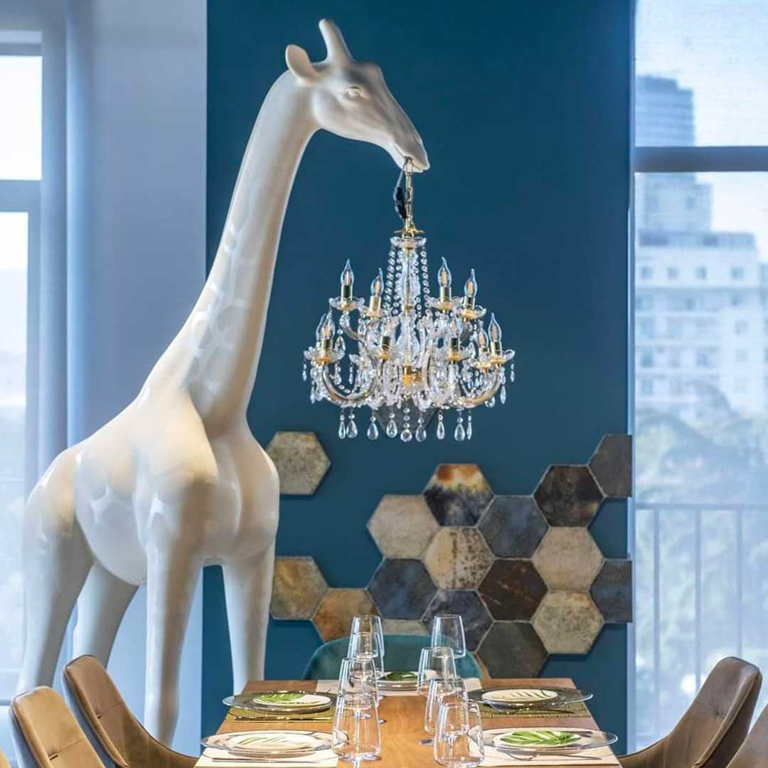 Giraffe in Love M Indoor- QEEBOO