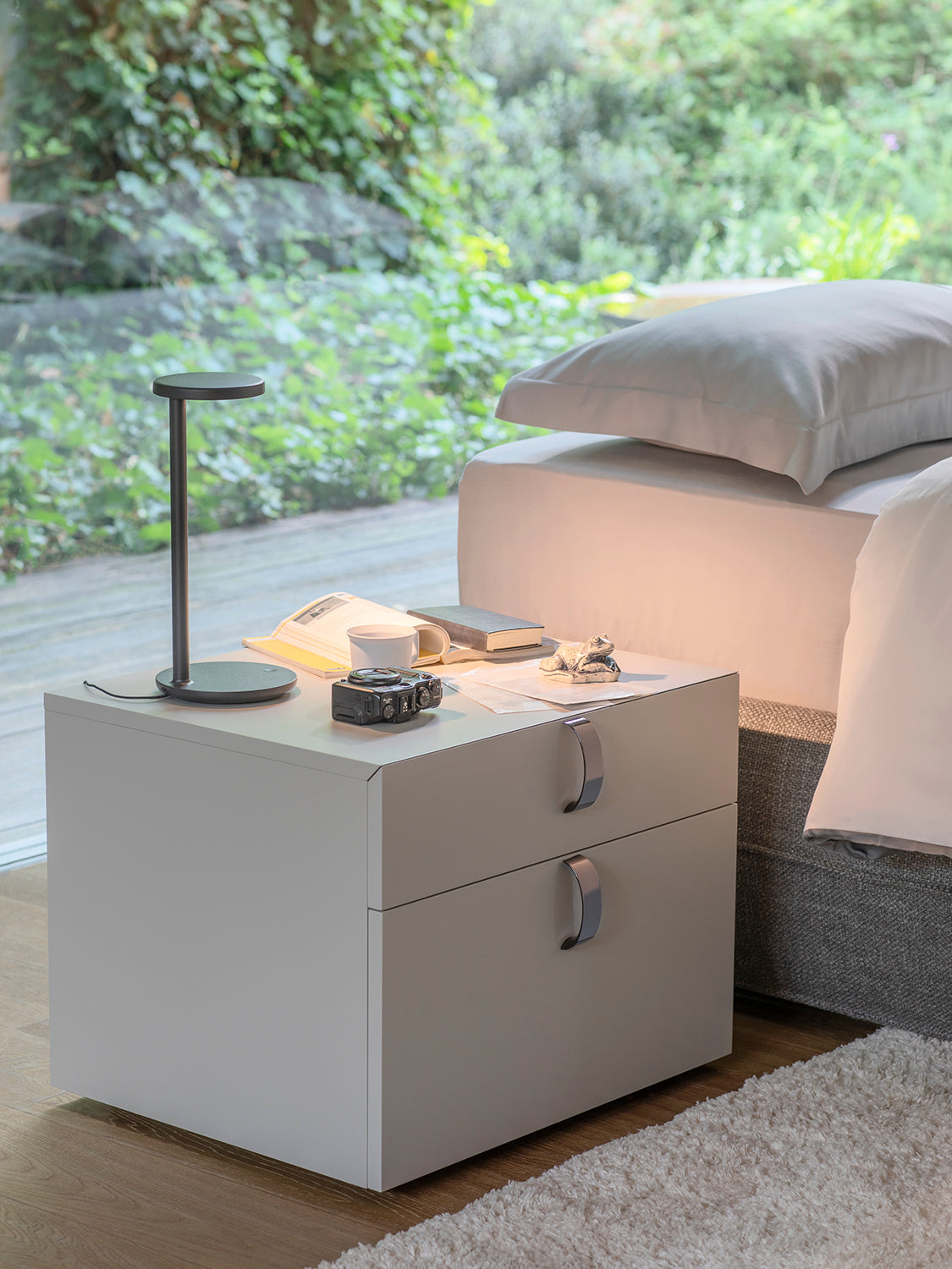 Splendor Comodino-Flou