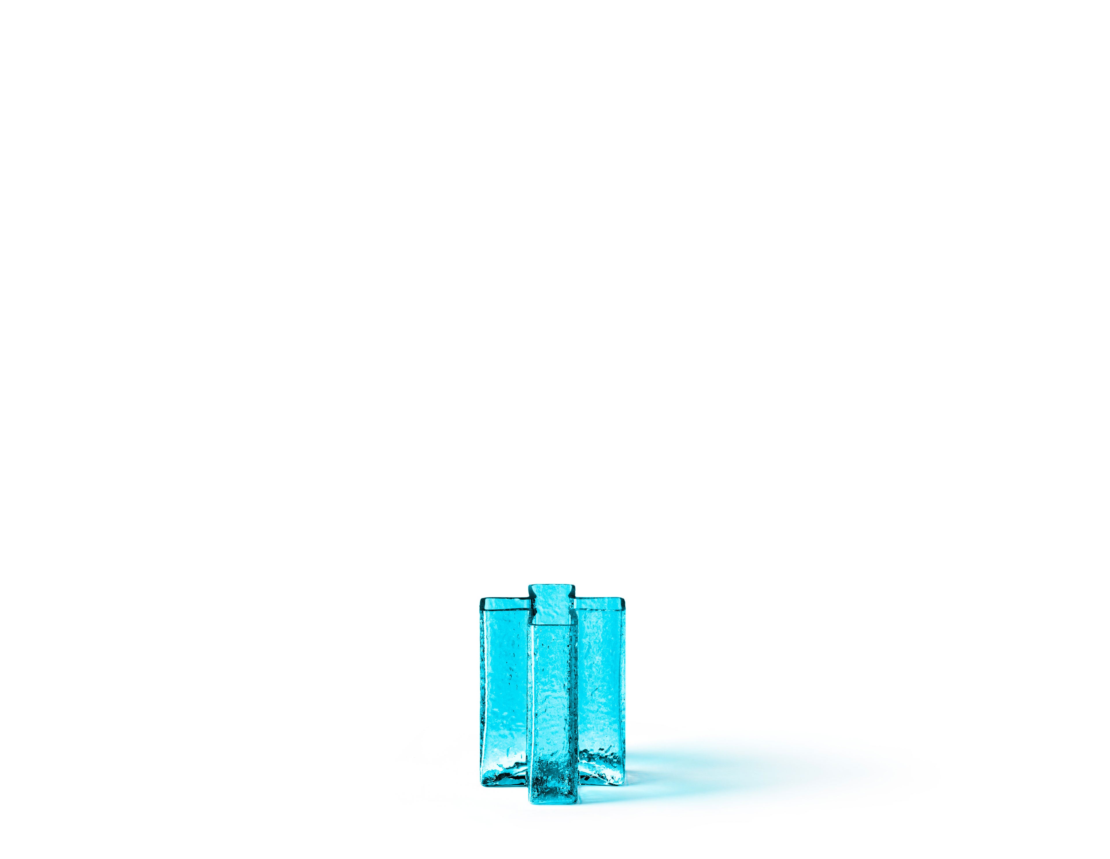 Vaso cross cassina vetro azzurro trasparente